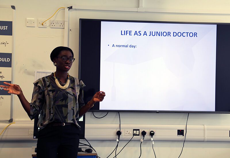 New City College Havering Sixth Form students aiming for a career in Medicine attended an insightful and interesting seminar run by NHS doctor Dr Sade Adu.
